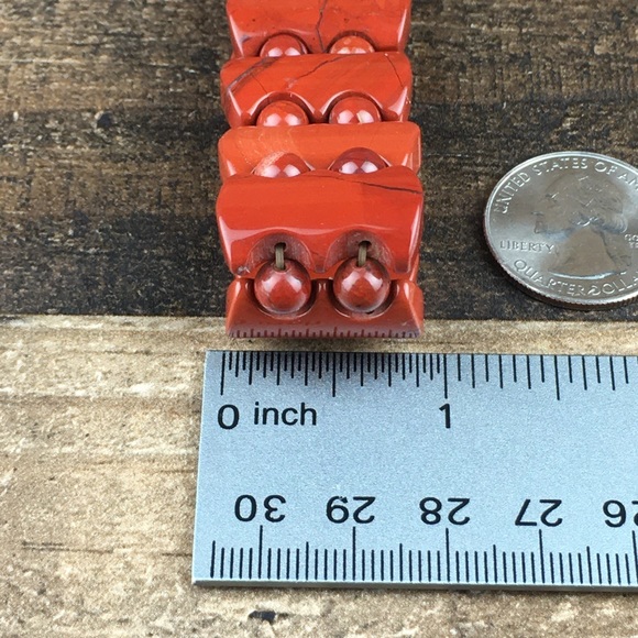 Red Jasper Stone Stretch Bracelet - Picture 11 of 12